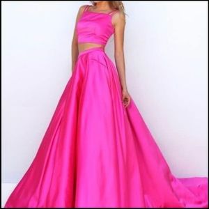 Sherri Hill pink 2-piece prom formal dress